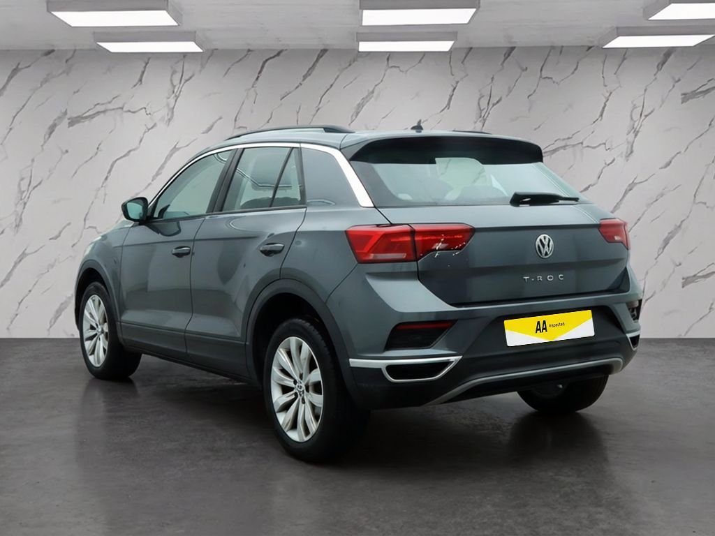 Used Volkswagen T-Roc 2020 for sale - 77384339: Photo 5