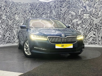 Used Skoda Superb 2020 for sale - 77319624: Photo