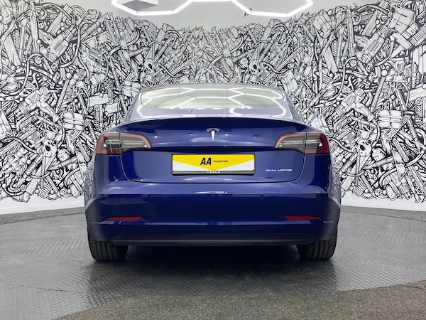 Used Tesla Model 3 2021 for sale - 76235568: Photo 10