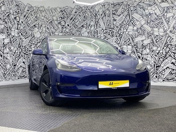 Used Tesla Model 3 2021 for sale - 76235568: Photo 4