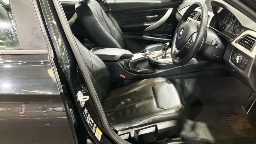 Used BMW 3 Series 2017 for sale - 77370028: Photo 10