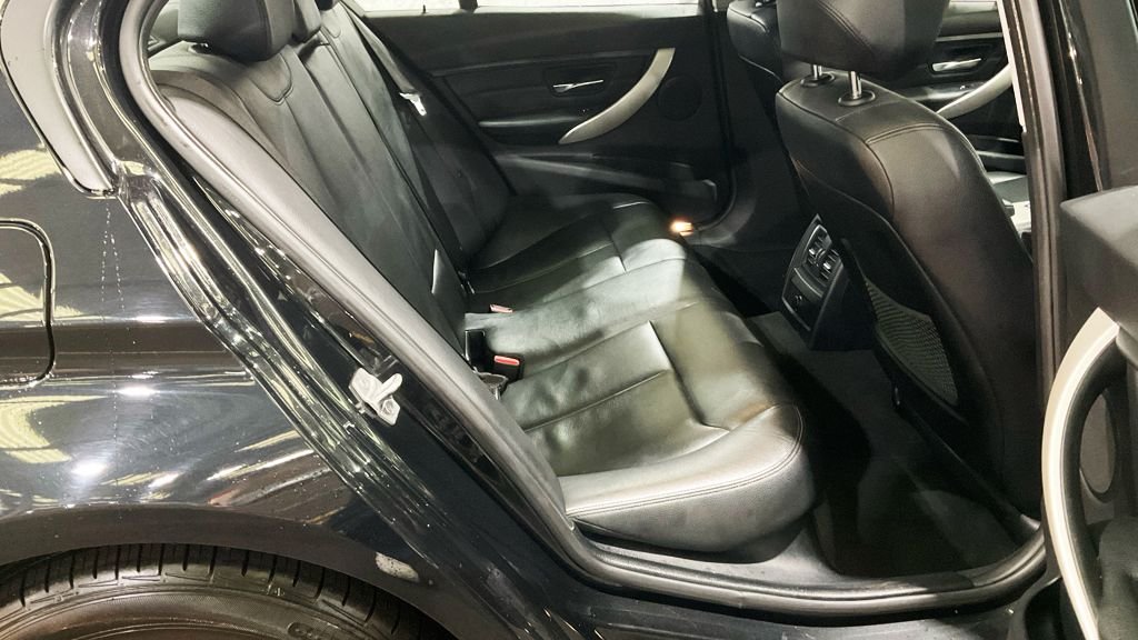 Used BMW 3 Series 2017 for sale - 77370028: Photo 11