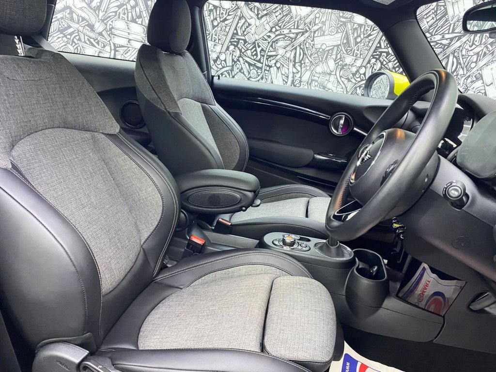 Used MINI Electric Hatch 2020 for sale - 76711435: Photo 24