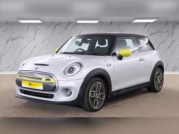 Used MINI Electric Hatch 2020 for sale - 76711435: Photo