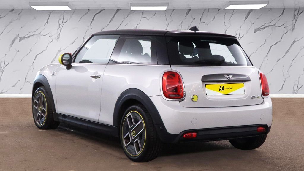 Used MINI Electric Hatch 2020 for sale - 76711435: Photo 3