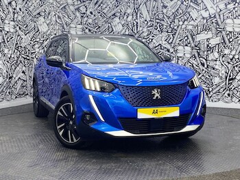 Used Peugeot E-2008 2020 for sale - 76469675: Photo