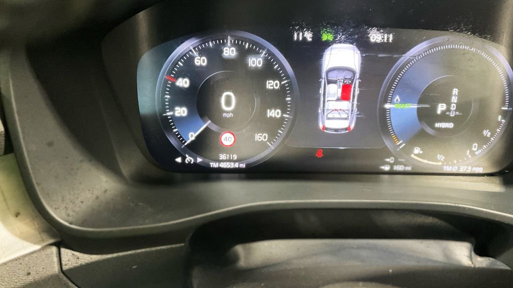 Used Volvo XC40 2023 for sale - 78145239: Photo 11