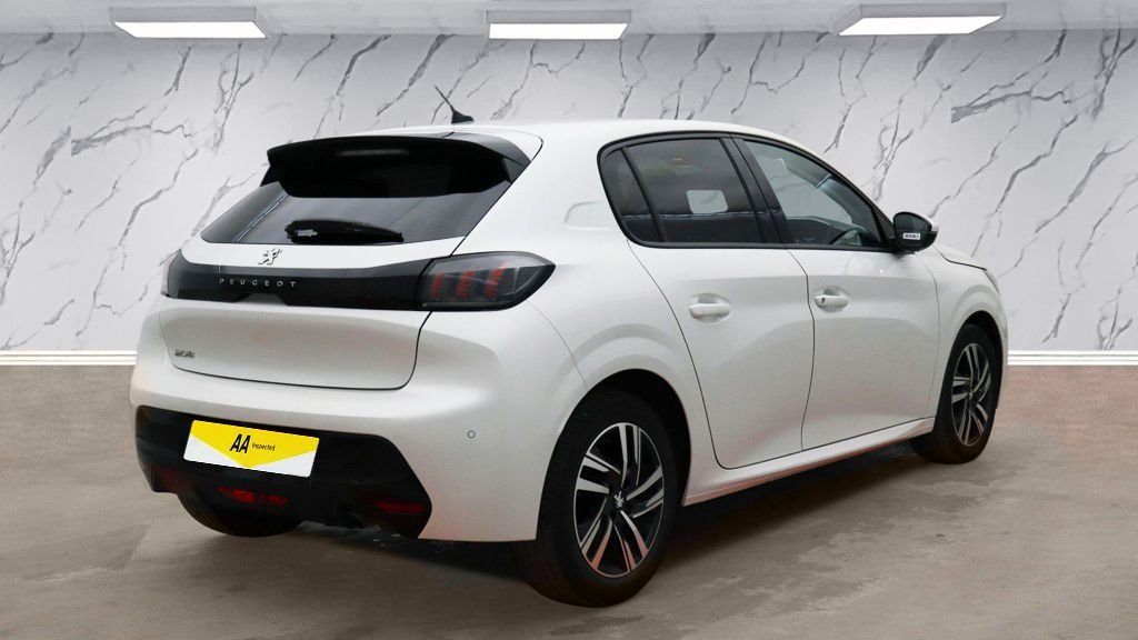 Used Peugeot 208 2021 for sale - 77499011: Photo 6