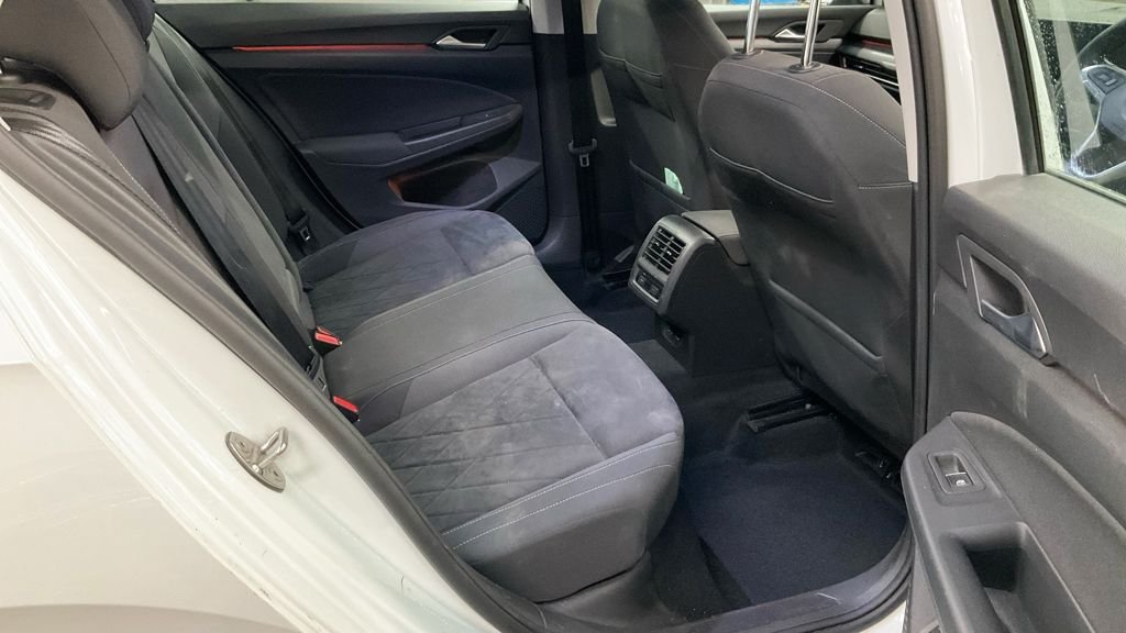 Used Volkswagen Golf 2020 for sale - 76686395: Photo 12