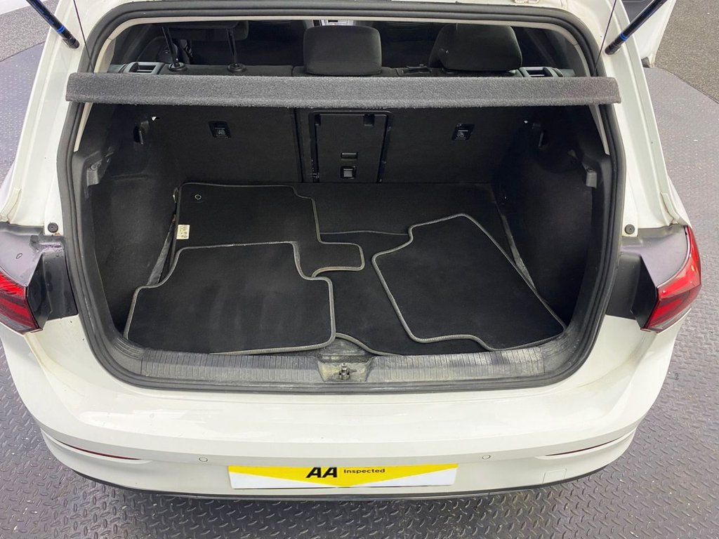 Used Volkswagen Golf 2020 for sale - 76686395: Photo 25