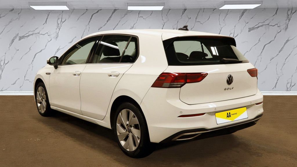 Used Volkswagen Golf 2020 for sale - 76686395: Photo 4