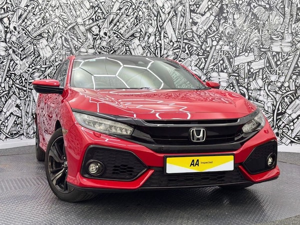Used Honda Civic 2019 for sale - 75111810: Photo 4