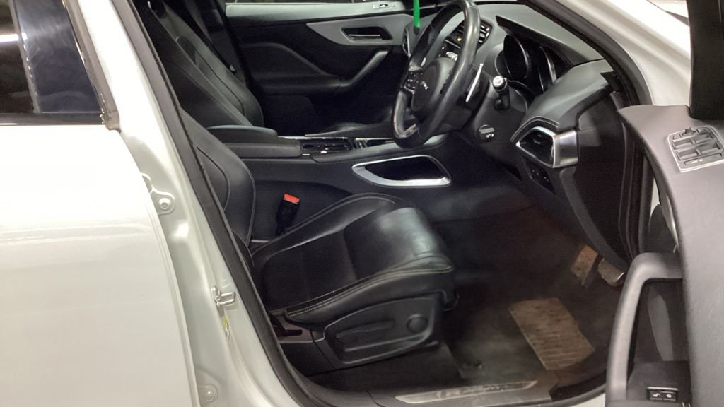 Used Jaguar F-Pace 2018 for sale - 77720434: Photo 11