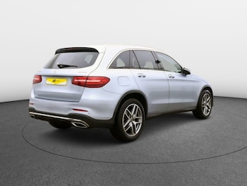 Used Mercedes-Benz GLC 2018 for sale - 75986127: Photo 4