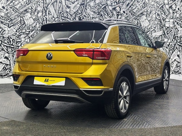 Used Volkswagen T-Roc 2021 for sale - 75487334: Photo 11