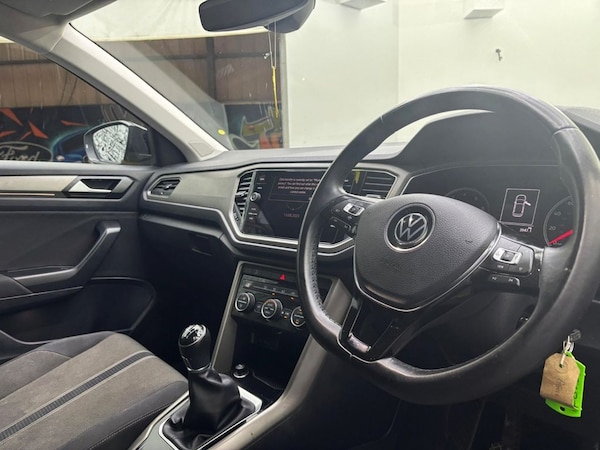 Used Volkswagen T-Roc 2021 for sale - 75487334: Photo 23