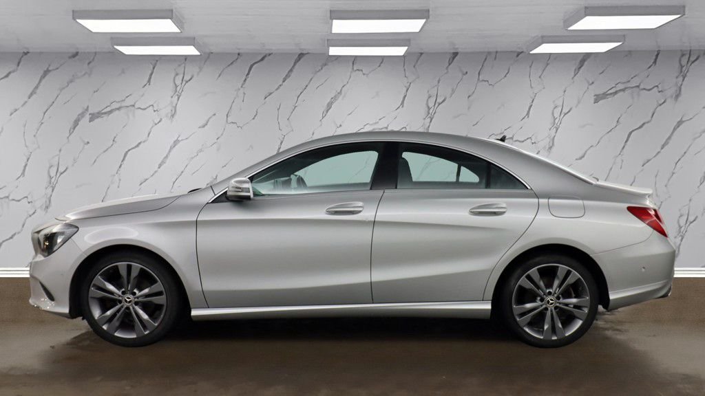 Used Mercedes-Benz CLA 2018 for sale - 77609147: Photo 9