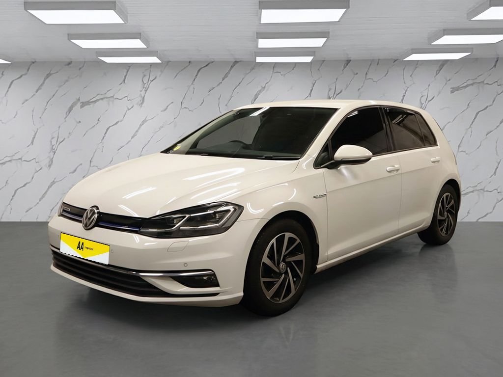 Used Volkswagen Golf 2020 for sale - 77341845: Photo 4