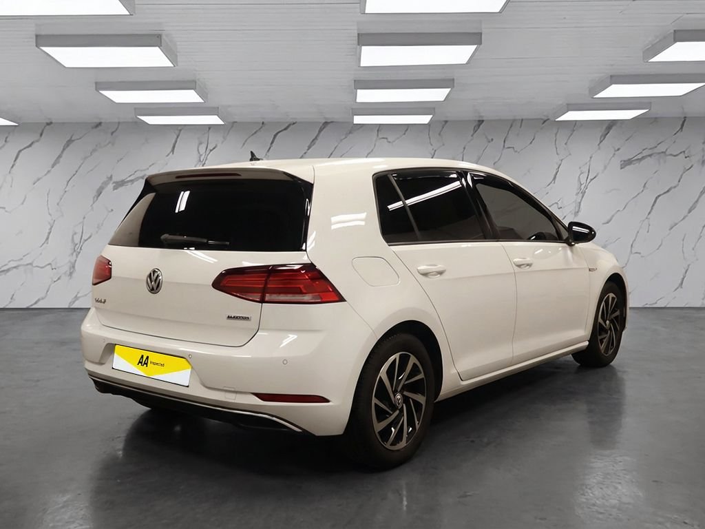 Used Volkswagen Golf 2020 for sale - 77341845: Photo 6