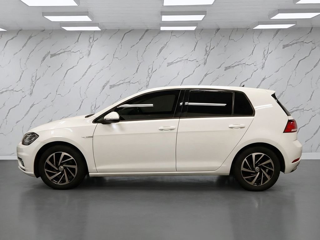 Used Volkswagen Golf 2020 for sale - 77341845: Photo 8