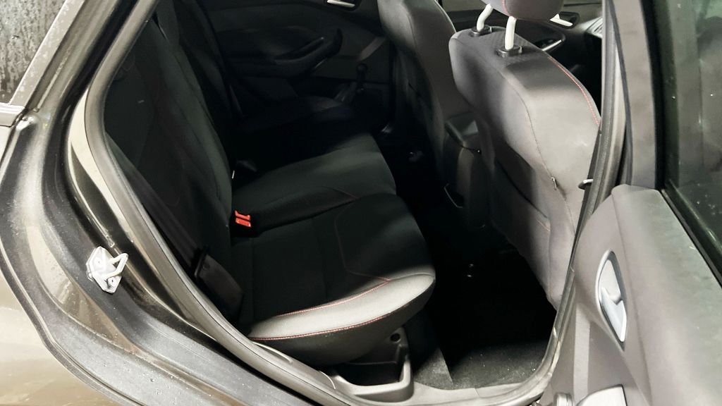 Used Ford Focus 2017 for sale - 77064970: Photo 11