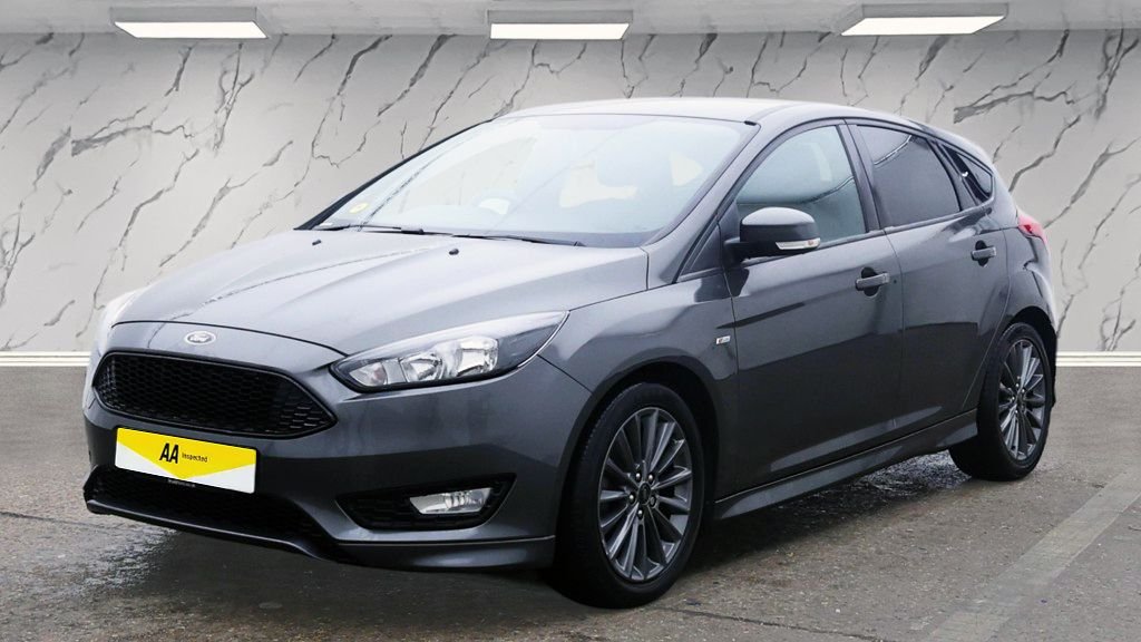 Used Ford Focus 2017 for sale - 77064970: Photo 3