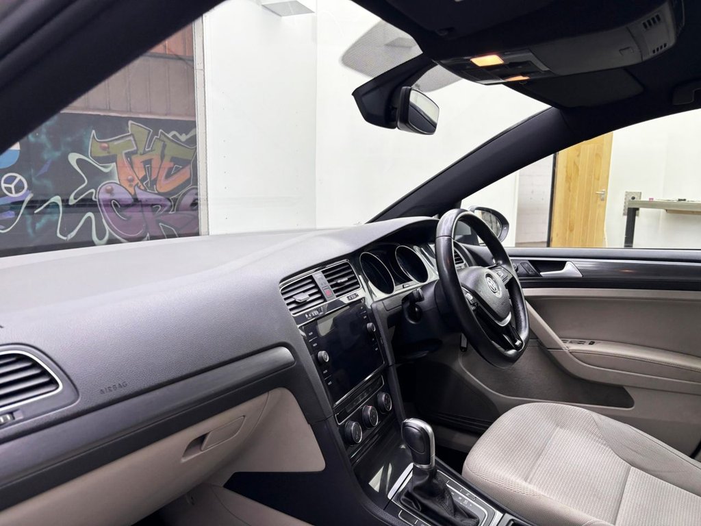 Used Volkswagen Golf 2018 for sale - 76303815: Photo 16