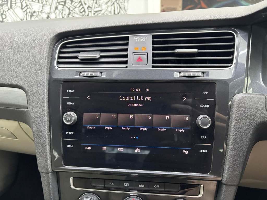 Used Volkswagen Golf 2018 for sale - 76303815: Photo 18