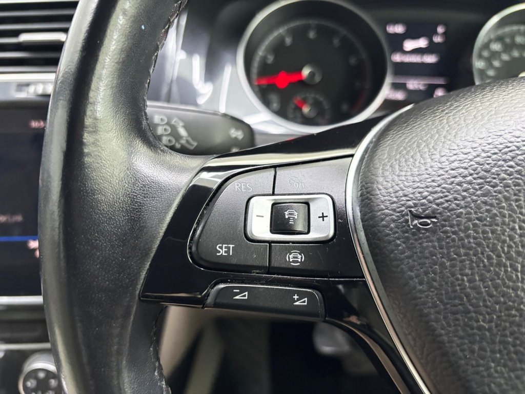 Used Volkswagen Golf 2018 for sale - 76303815: Photo 22