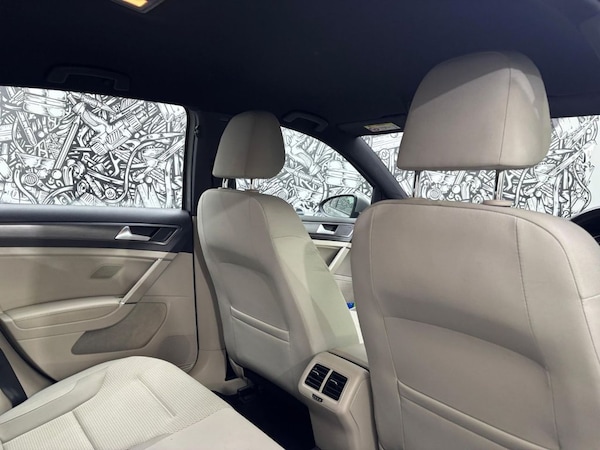 Used Volkswagen Golf 2018 for sale - 76303815: Photo 27