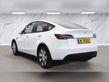 Used Tesla Model Y 2022 for sale - 79675600: Photo
