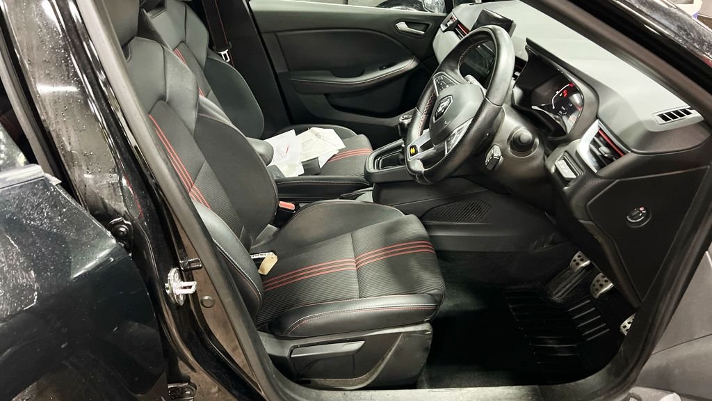 Used Renault Clio 2022 for sale - 76724725: Photo 10