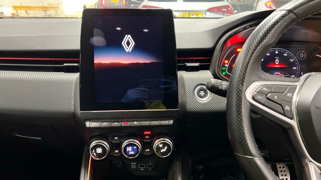 Used Renault Clio 2022 for sale - 76724725: Photo 8