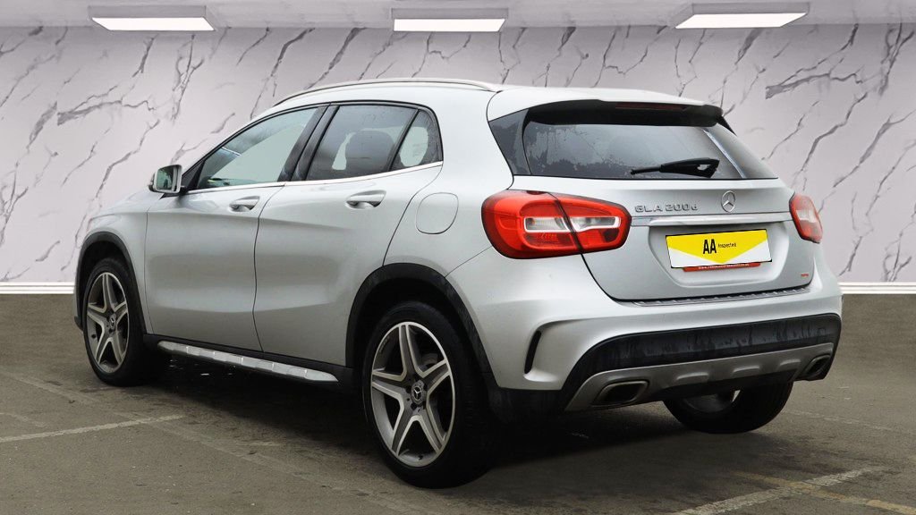 Used Mercedes-Benz GLA 2017 for sale - 77642980: Photo 5