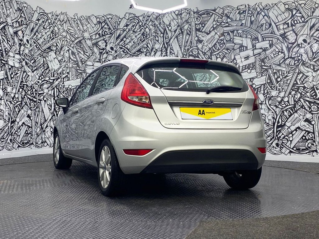 Used Ford Fiesta 2010 for sale - 76322993: Photo 10