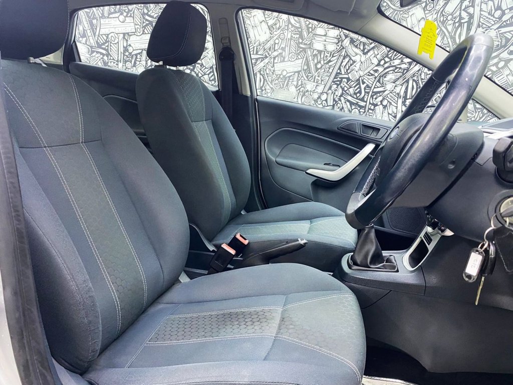 Used Ford Fiesta 2010 for sale - 76322993: Photo 21