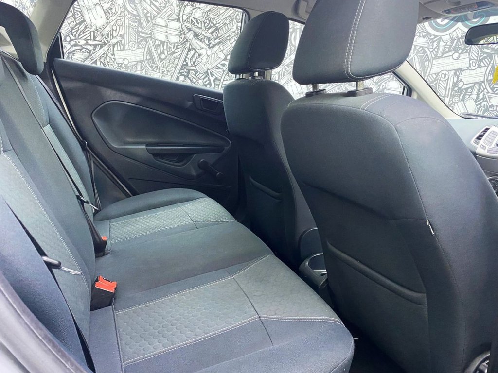 Used Ford Fiesta 2010 for sale - 76322993: Photo 23