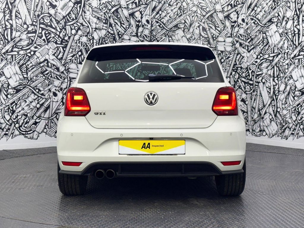 Used Volkswagen Polo 2015 for sale - 76527255: Photo 10