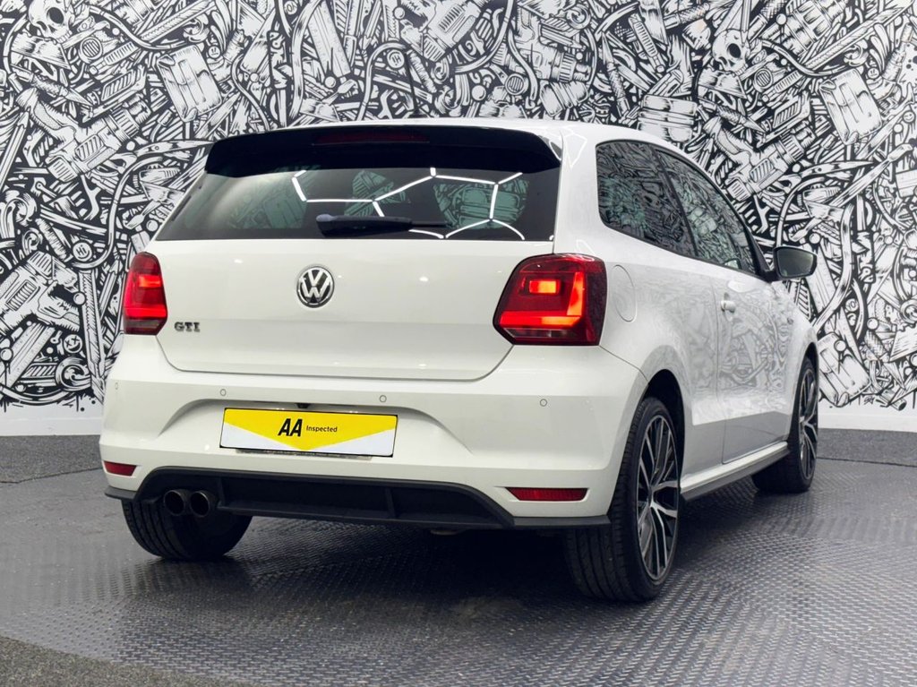 Used Volkswagen Polo 2015 for sale - 76527255: Photo 11