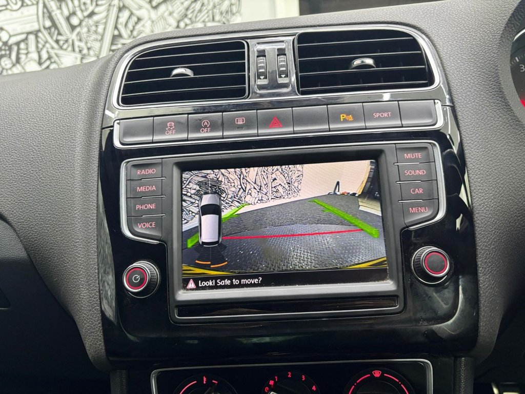 Used Volkswagen Polo 2015 for sale - 76527255: Photo 16