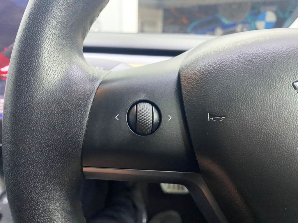 Used Tesla Model 3 2019 for sale - 76162988: Photo 19