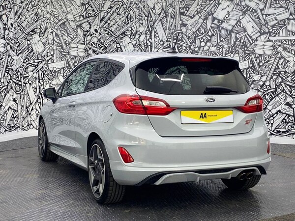 Used Ford Fiesta 2020 for sale - 76010415: Photo 9
