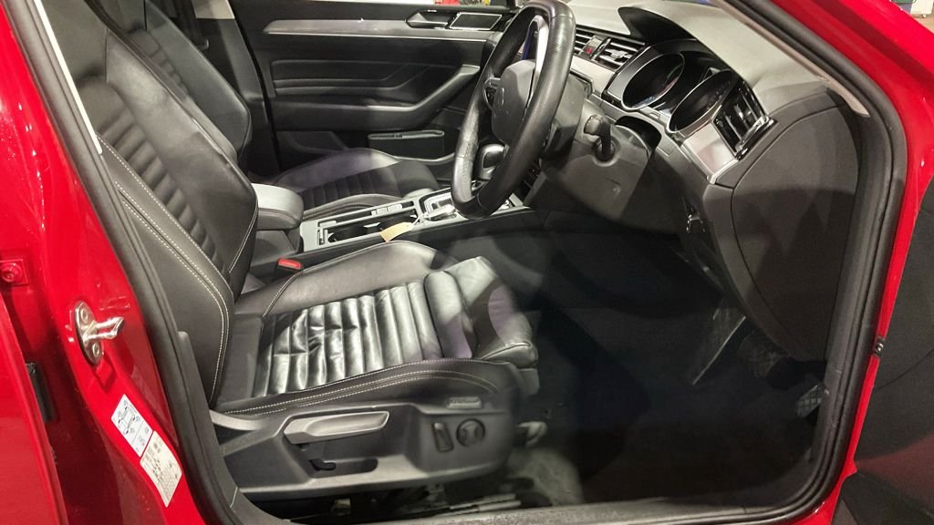 Used Volkswagen Passat 2021 for sale - 77341918: Photo 11