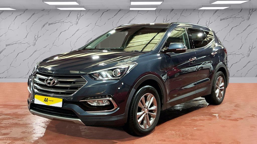 Used Hyundai Santa Fe 2016 for sale - 77642729: Photo 4