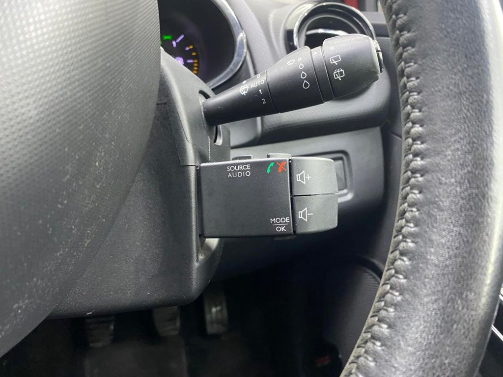 Used Renault Clio 2014 for sale - 78043959: Photo 24