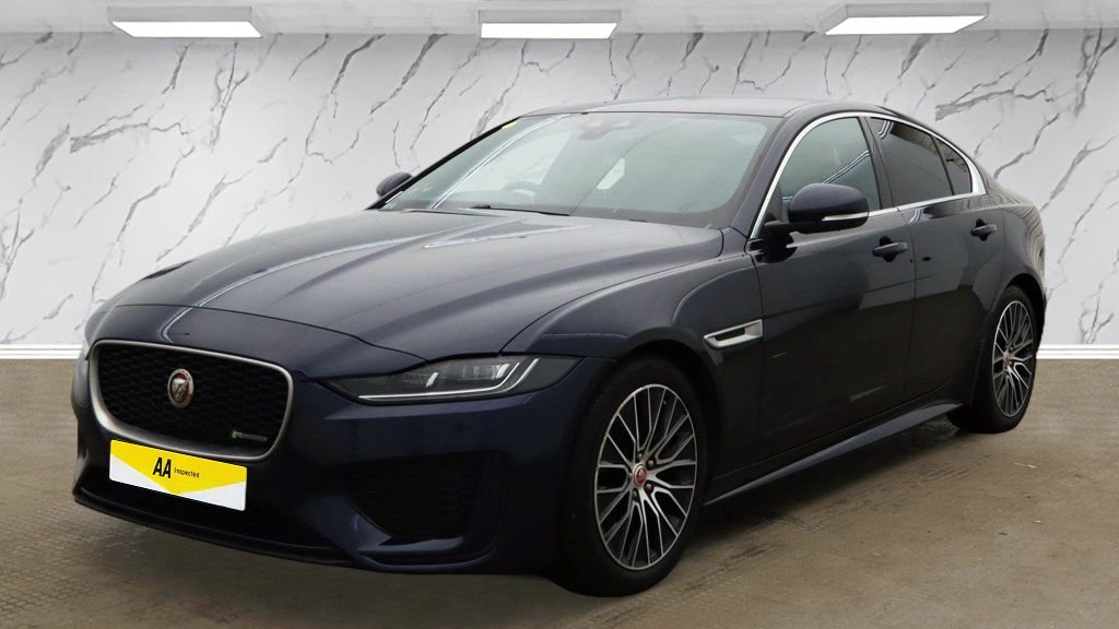 Used Jaguar XE 2019 for sale - 78145148: Photo 4