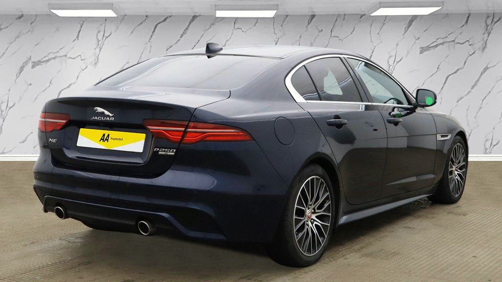Used Jaguar XE 2019 for sale - 78145148: Photo 6