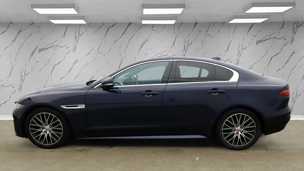 Used Jaguar XE 2019 for sale - 78145148: Photo 8