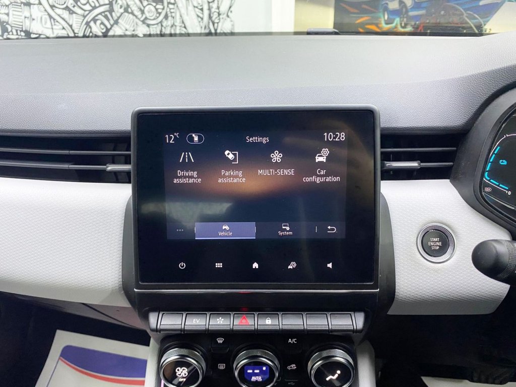 Used Renault Clio 2022 for sale - 77890776: Photo 12