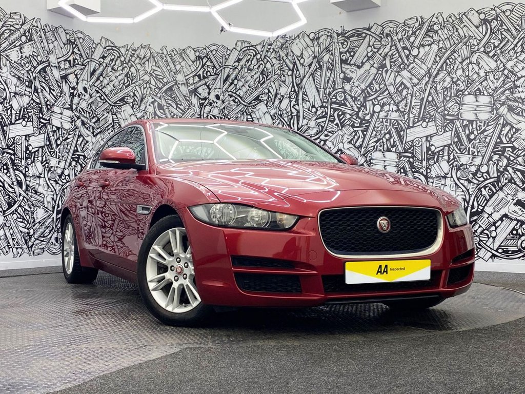 Used Jaguar XE 2017 for sale - 77520494: Photo 4